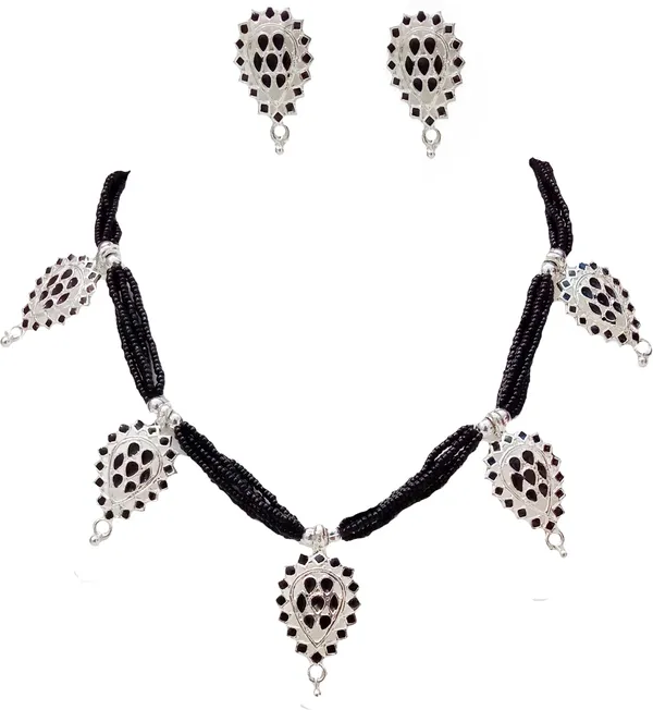Assamese_Traditional_Silver_Plated_Black_Colour_Golpata_Tassel_Set_For_Women